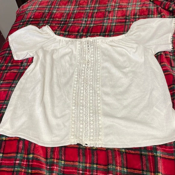 Blusa - Picture 1 of 1